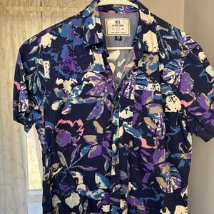 Men’s Floral button up - short sleeve